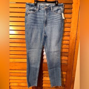 Old Navy - Extra High Rise - Rockstar Super Skinny Ankle Jeans - Size 12 - Women